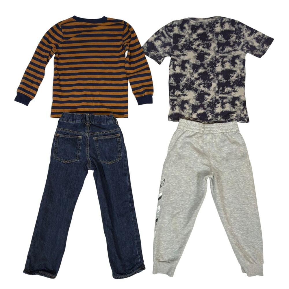 Boys Clothing Bundle 2 Outfits GAP Carter’s Nike Super Mario Size 5-6 - Picture 6 of 6